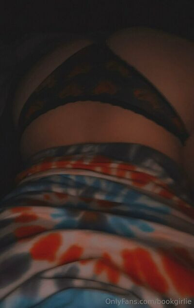 lostin_fictional_world - #3