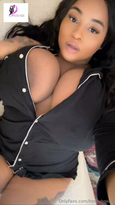 itsnayhoee__ - #2
