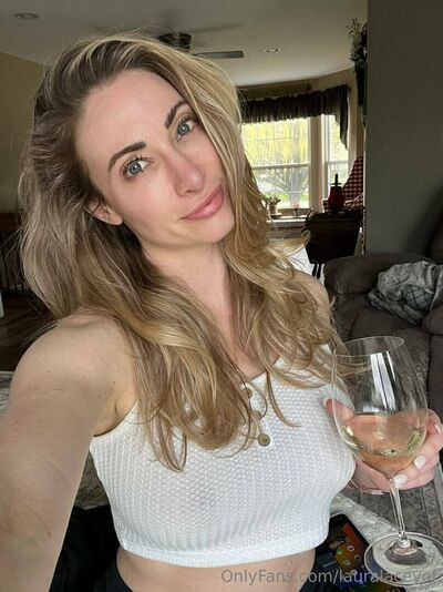 lauralaceyyy - #11