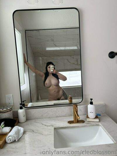 cleoblossomTV notcleoblossom - #10