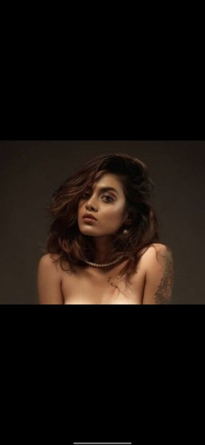 The_doe_eyed_gurl - #13