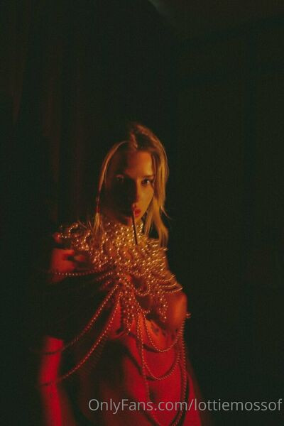 lottiemossxo - #12