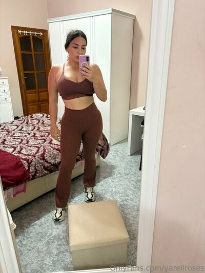yareliroses - #2
