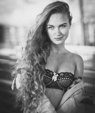 Claudia Struwe (flying_claudia_) - #13