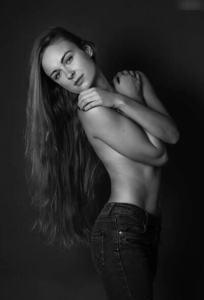 Claudia Struwe (flying_claudia_) - #10