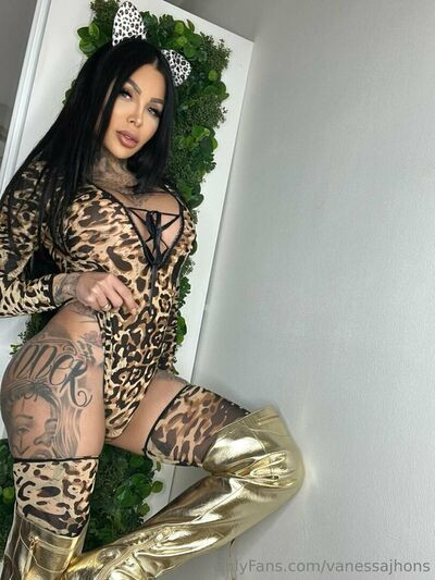 vanessajhons - #15