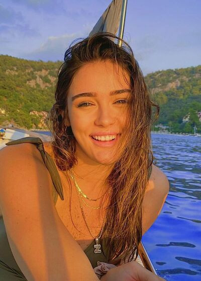Zehra Gğneş - #10