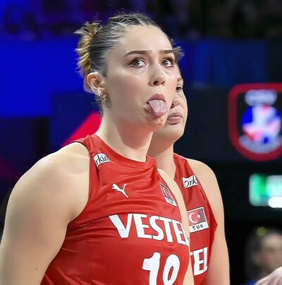 Zehra Gğneş - #2
