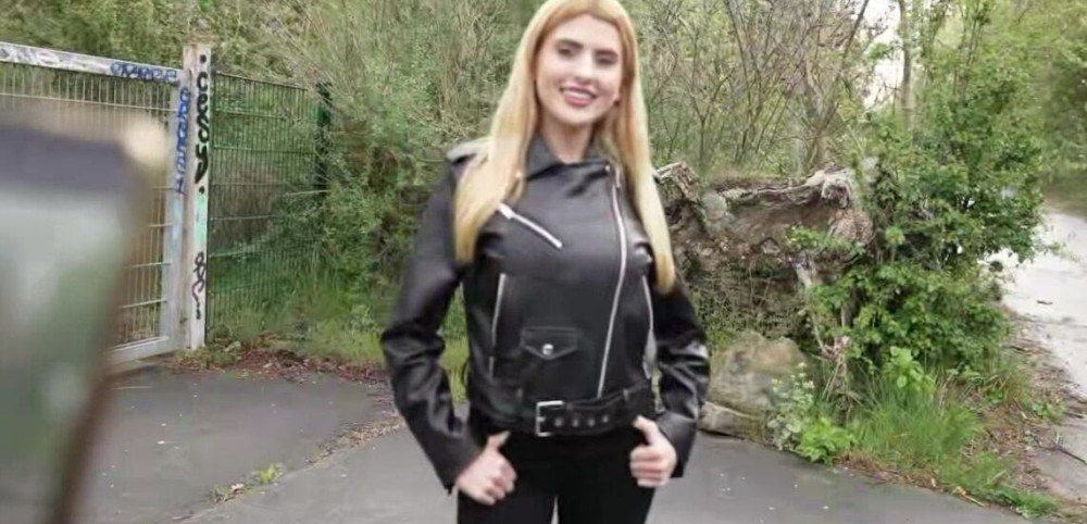 GERMAN SCOUT - Casting for Lola Morango - #1