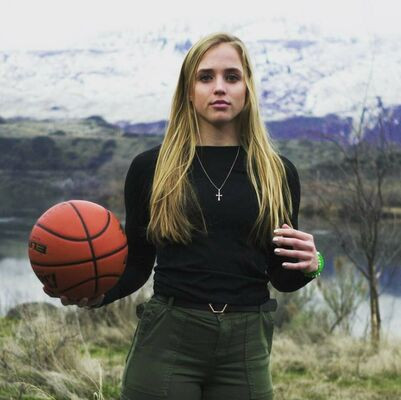 Hailey Van - #6