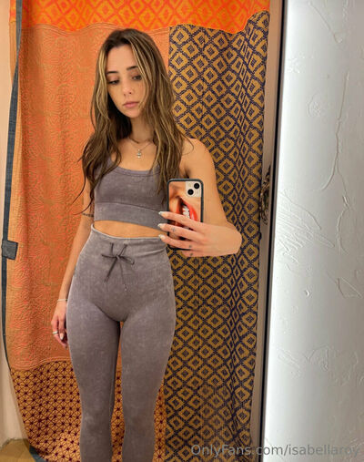 izabellaroy - #16