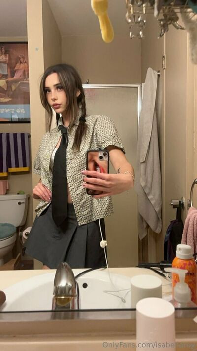 izabellaroy - #4