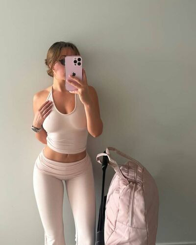 hollycostello - #16
