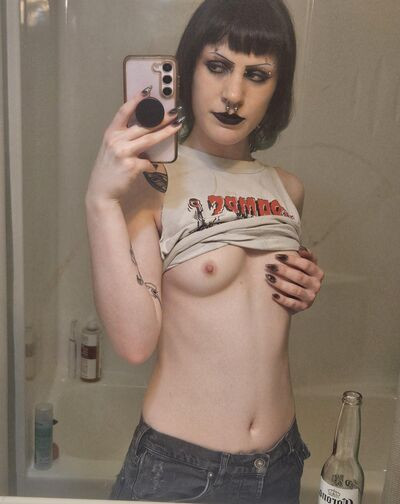 secret_bombshell - #3