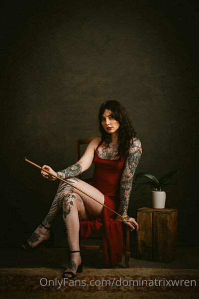 dominatrixwren - #10