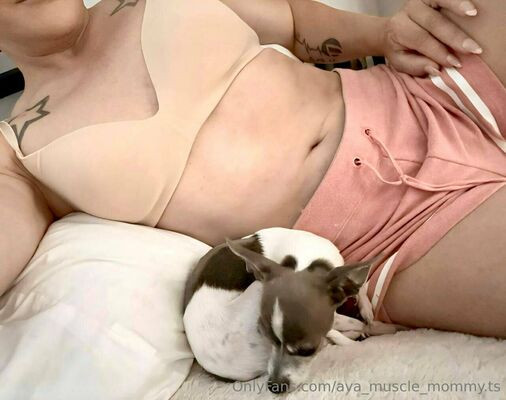 ava_muscle_mommy.ts - #13