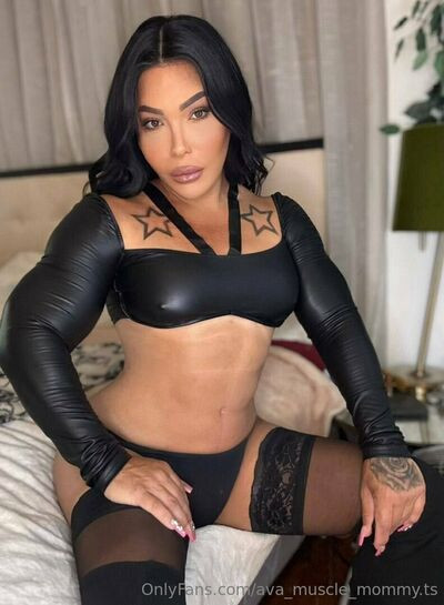ava_muscle_mommy.ts - #10