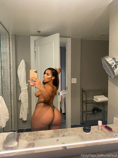RielleUK - #8