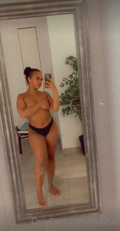 RielleUK - #1