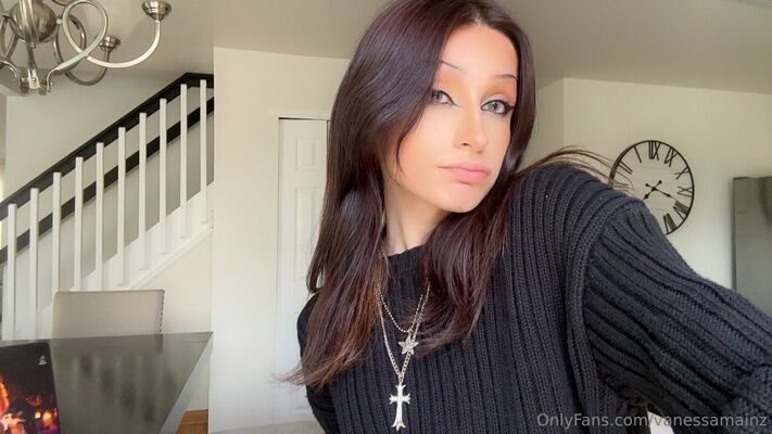 vanessamainz - #18