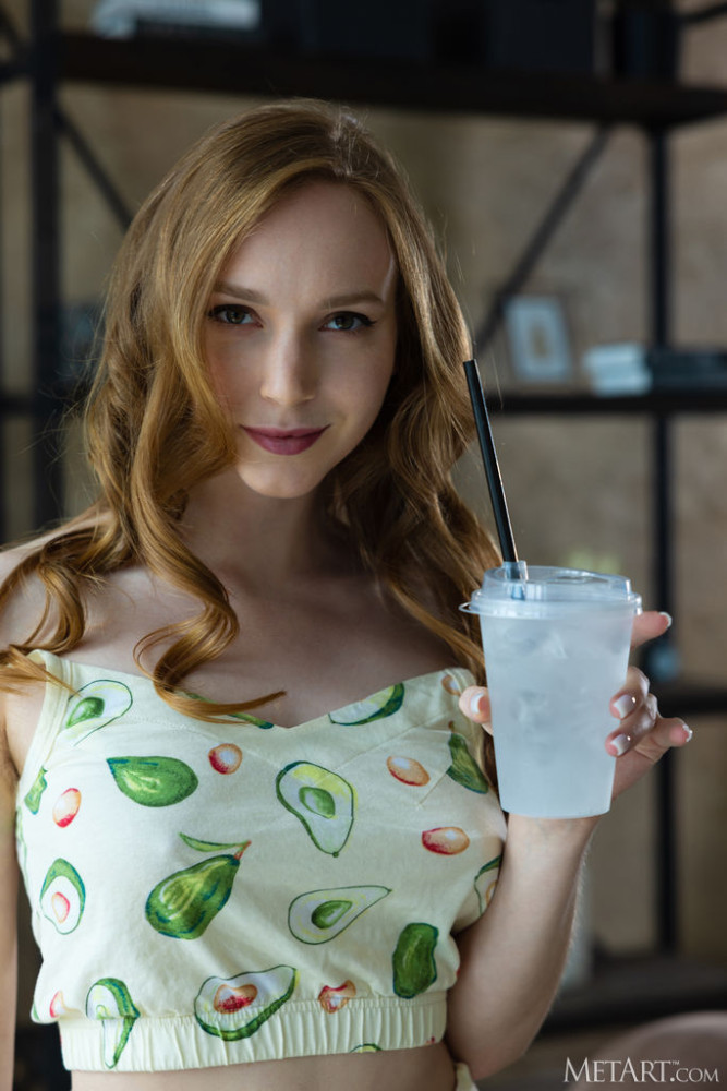 Vicki Wade Letting The Drops Trickle Over Her Lovely Breasts And Down To Her Fluffy Ginger Curls - #2