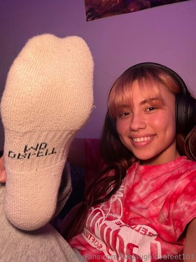 livelaughlovefeet101 - #1