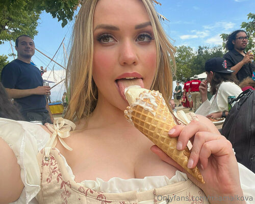 miamalkova - #2