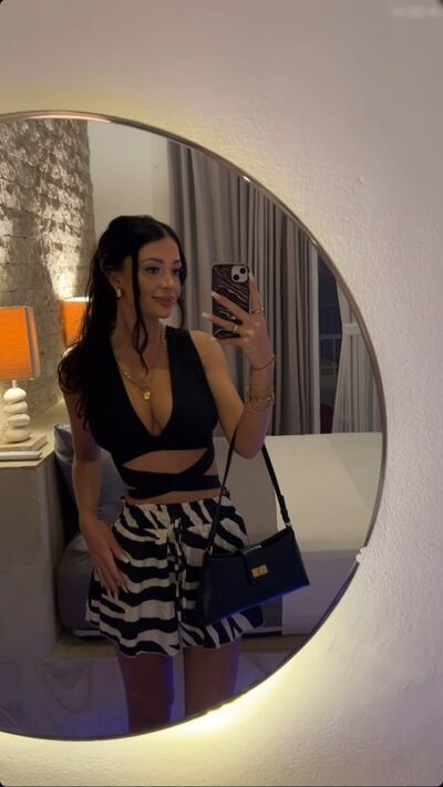 Vanessa Brahimi - #2