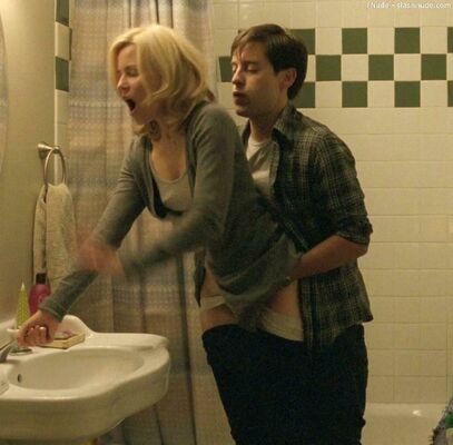 elizabethbanks - #19