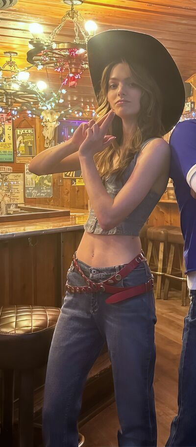 isabelmyers_s - #8