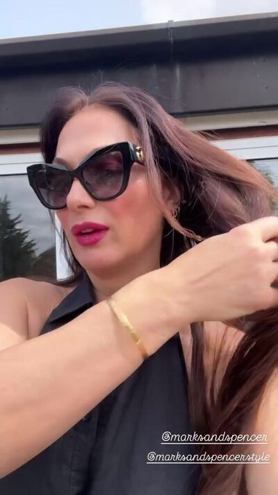 toniabuxton - #2