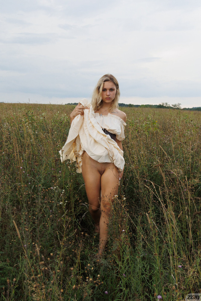 Jezebel Madd in Field Trips by Zishy - #10