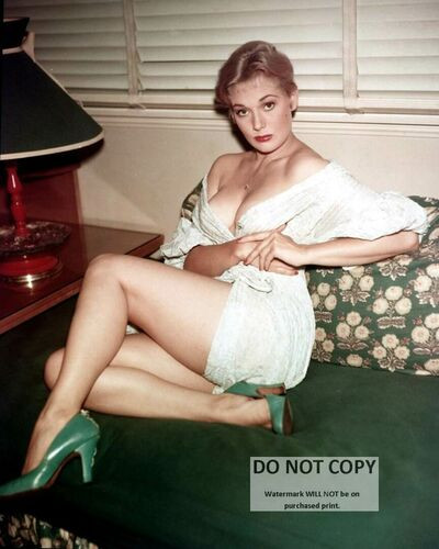 kimnovak - #17