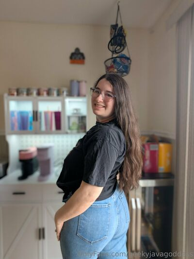 GeekyJavaGoddess - #2