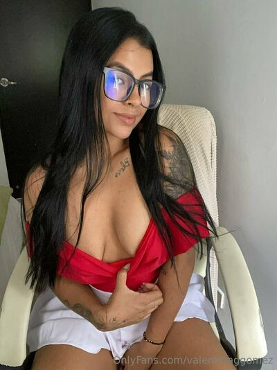 valentinaggomez - #10