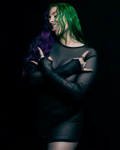 officialALYXX - #7