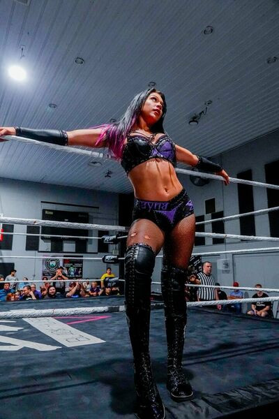 CoraJadeWWE _denisesalcedo elaynablack - #16