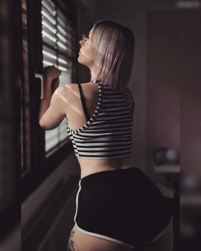 Chantal Lewentz - #8