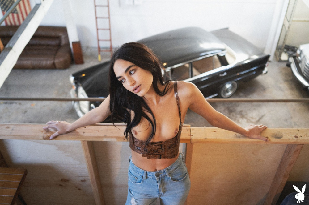 Sarah Mollica Posing Nude And Loves Cars - #8