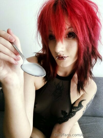 evelinelore_ - #2