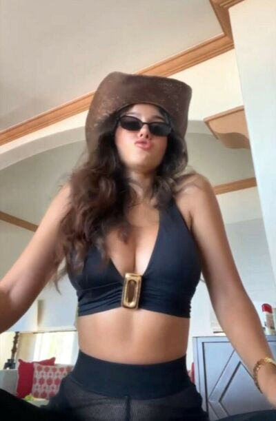 Sssniperwolf - #15
