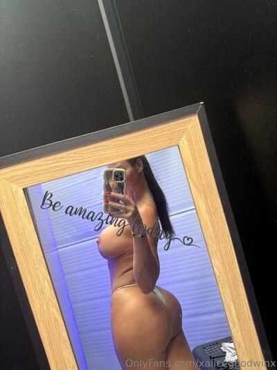xalicegoodwinx xxalicegoodwinxx - #11