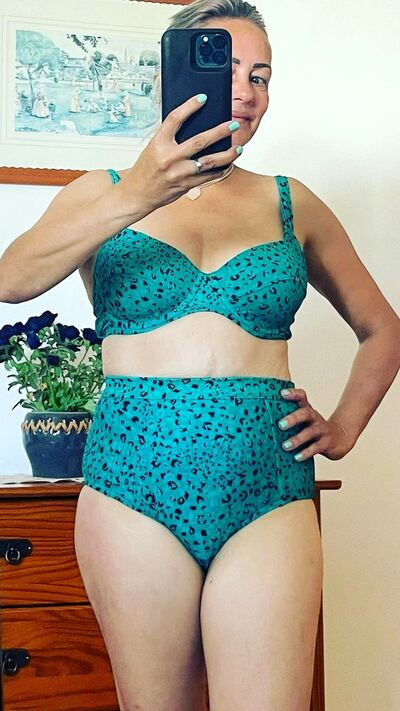 TV Presenter sarahcawood - #19
