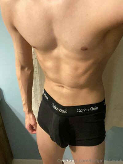 bulging_twunk - #15