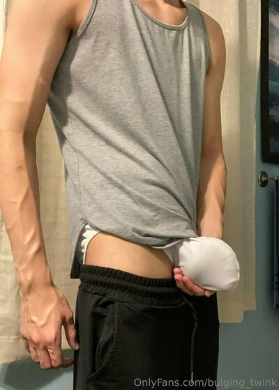 bulging_twunk - #7
