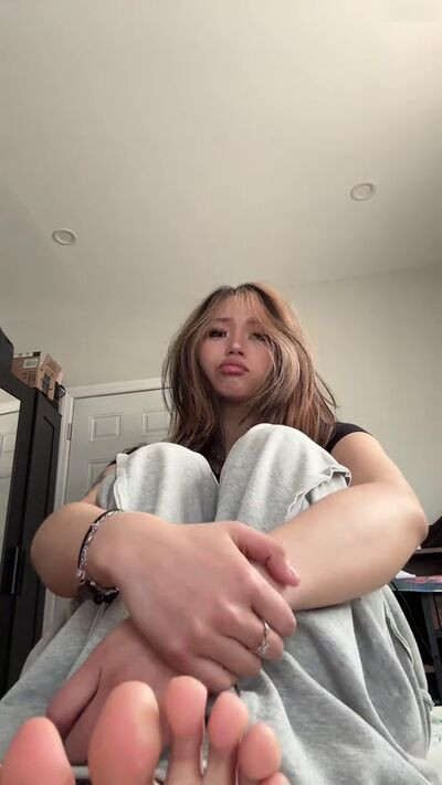 Annie Zheng (@cellow111) - #13