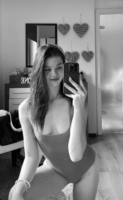 Alina Pfeifer - #7