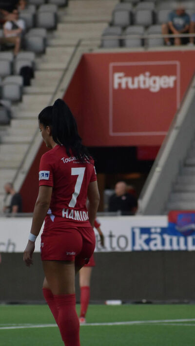 Mimoza Hamidi - #18