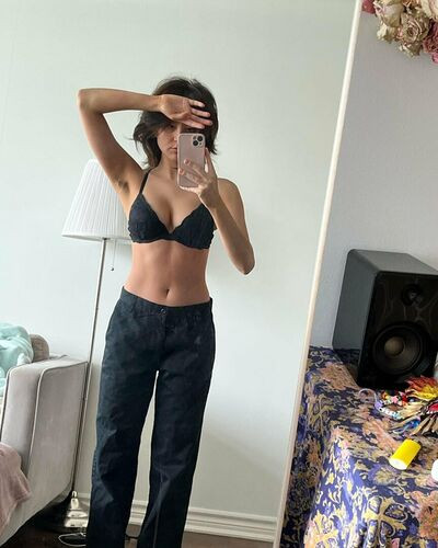 Hitchhikercourtney - #2