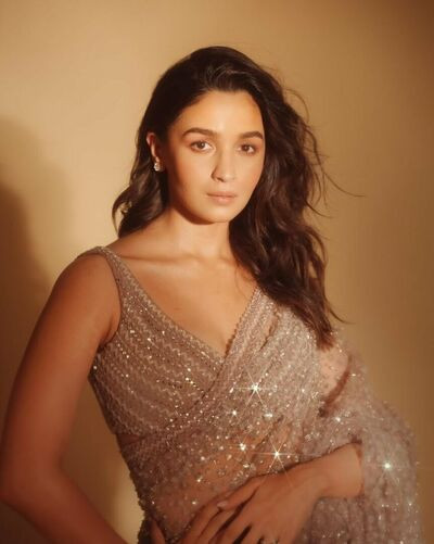 aliaa08 aliaabhatt - #19